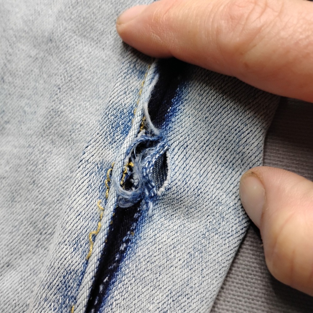 American Eagle Slim Straight Jeans Mens 32x34 Light Wash Blue Denim Stretch - Picture 3 of 7